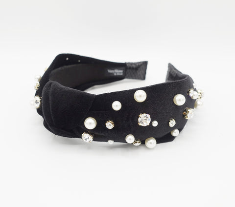 Holiday Headbands: The Perfect Accessory for Fall and Winter Ssason