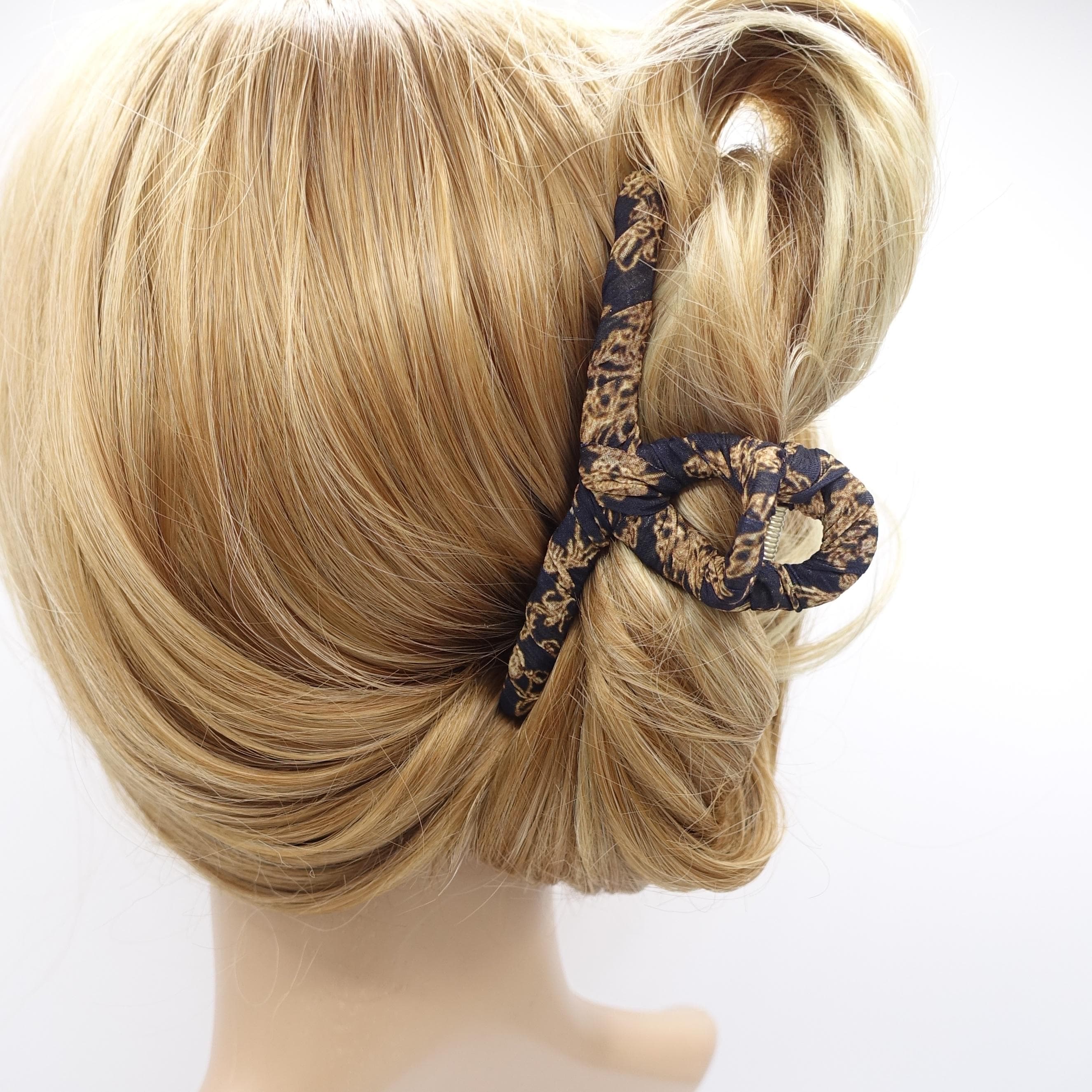 Everyday Hair Accessories for Work and Weekends
