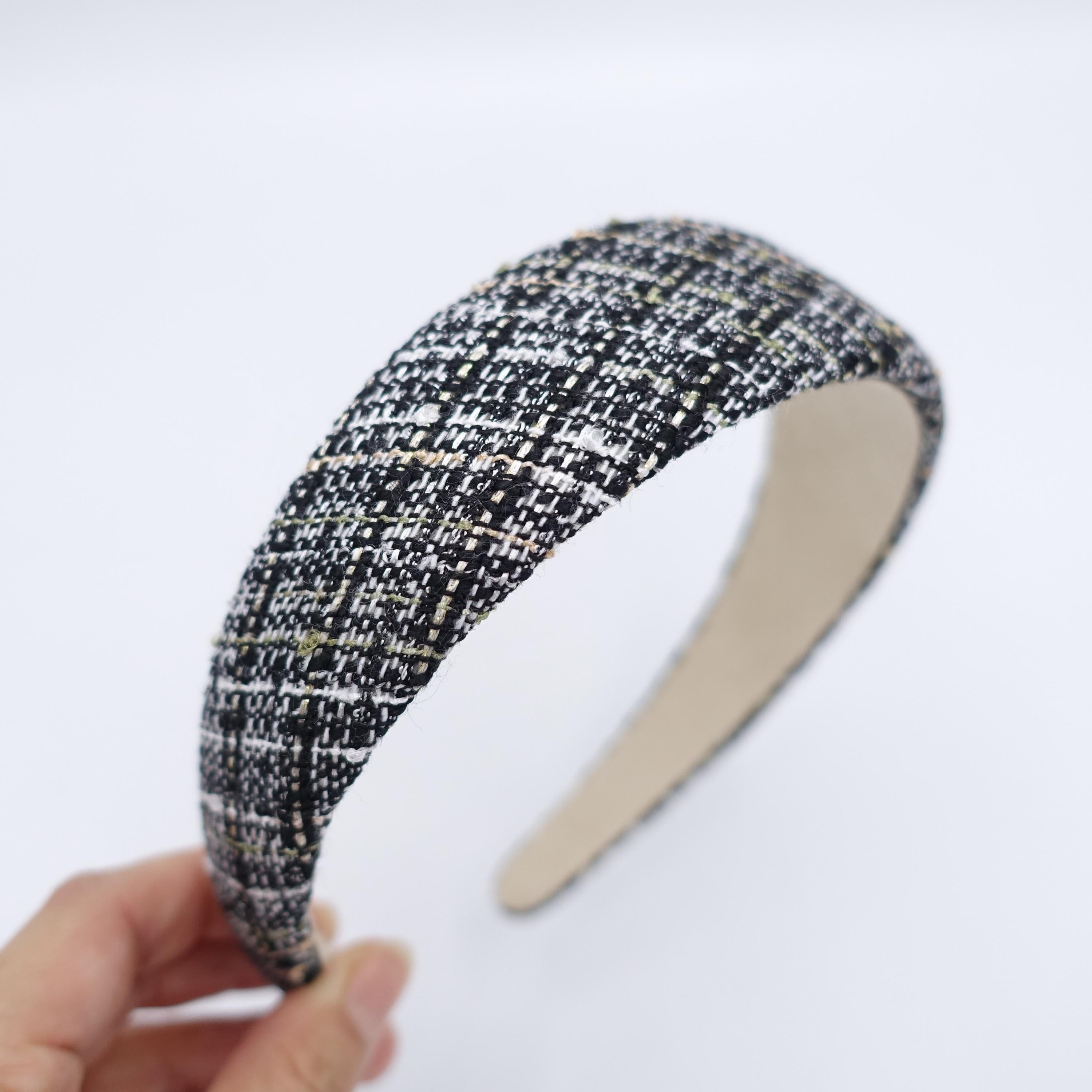 How to Wear Patterned Headbands: Colour, Scale and Outfit Ideas