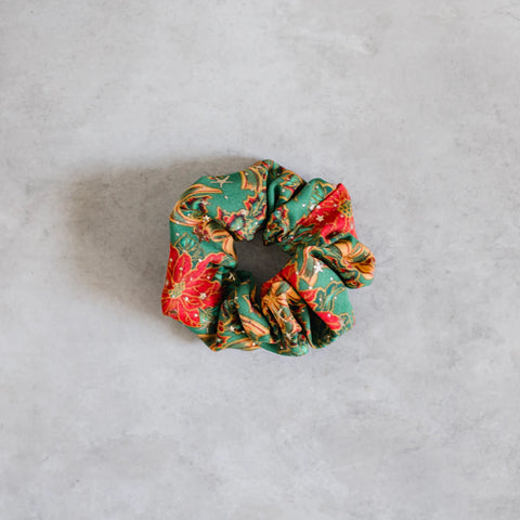 Chic Velvet and Satin Scrunchies for Effortless Style