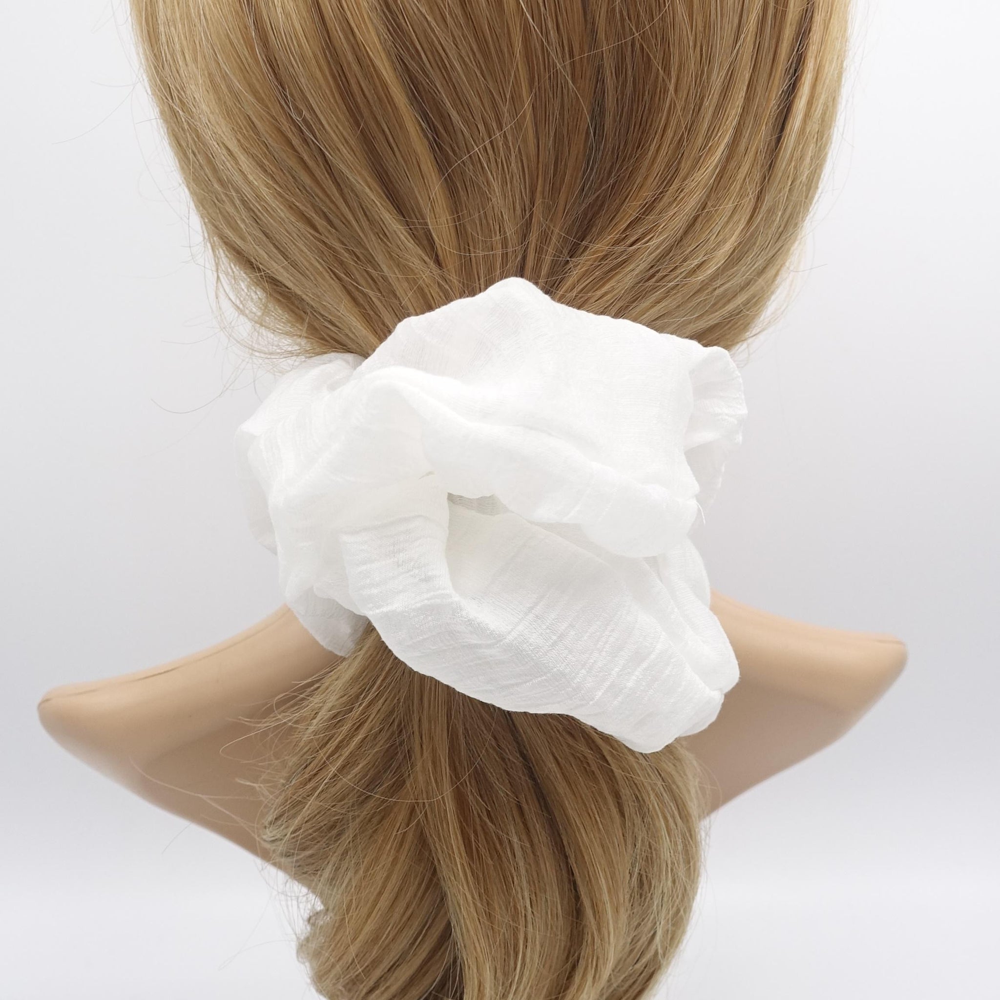 wrinkle scrunchies, Spring scrunchies, Summer scrunchies for women