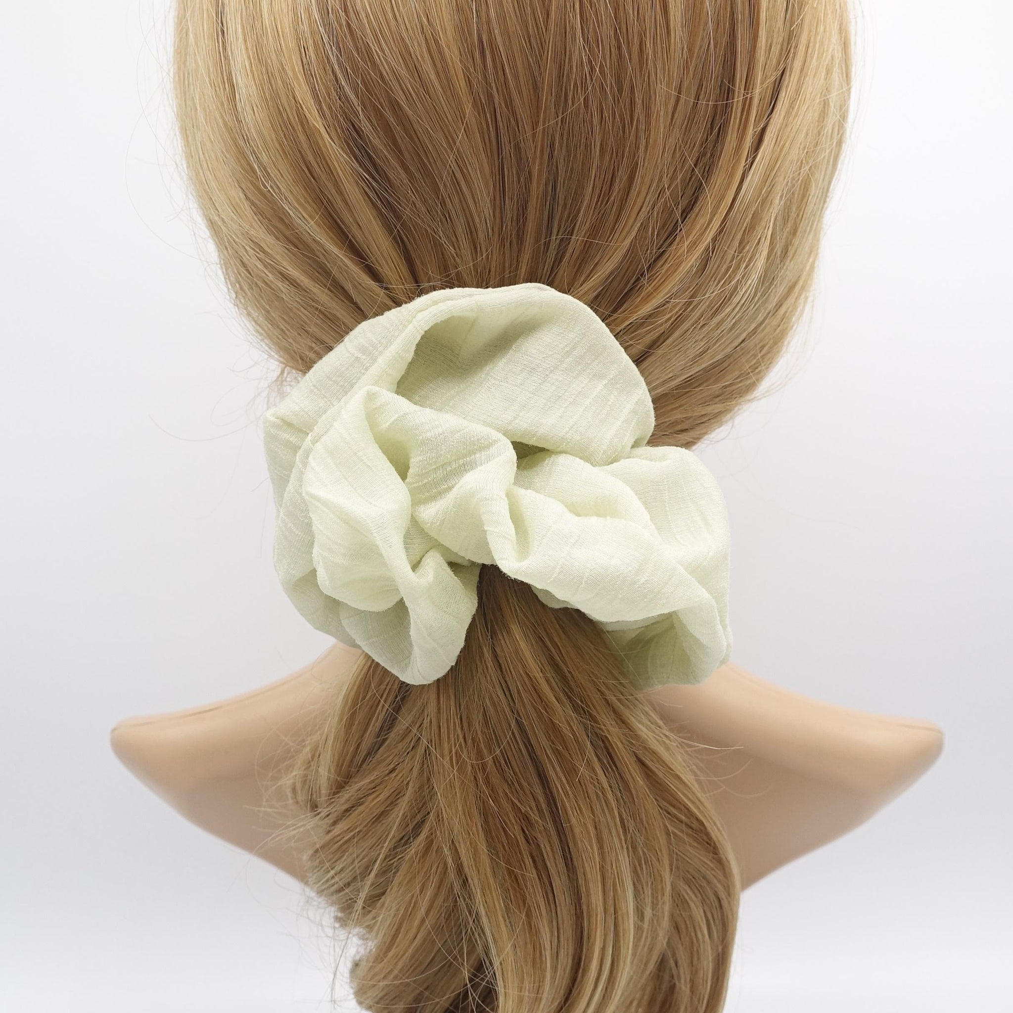 wrinkle scrunchies, Spring scrunchies, Summer scrunchies for women