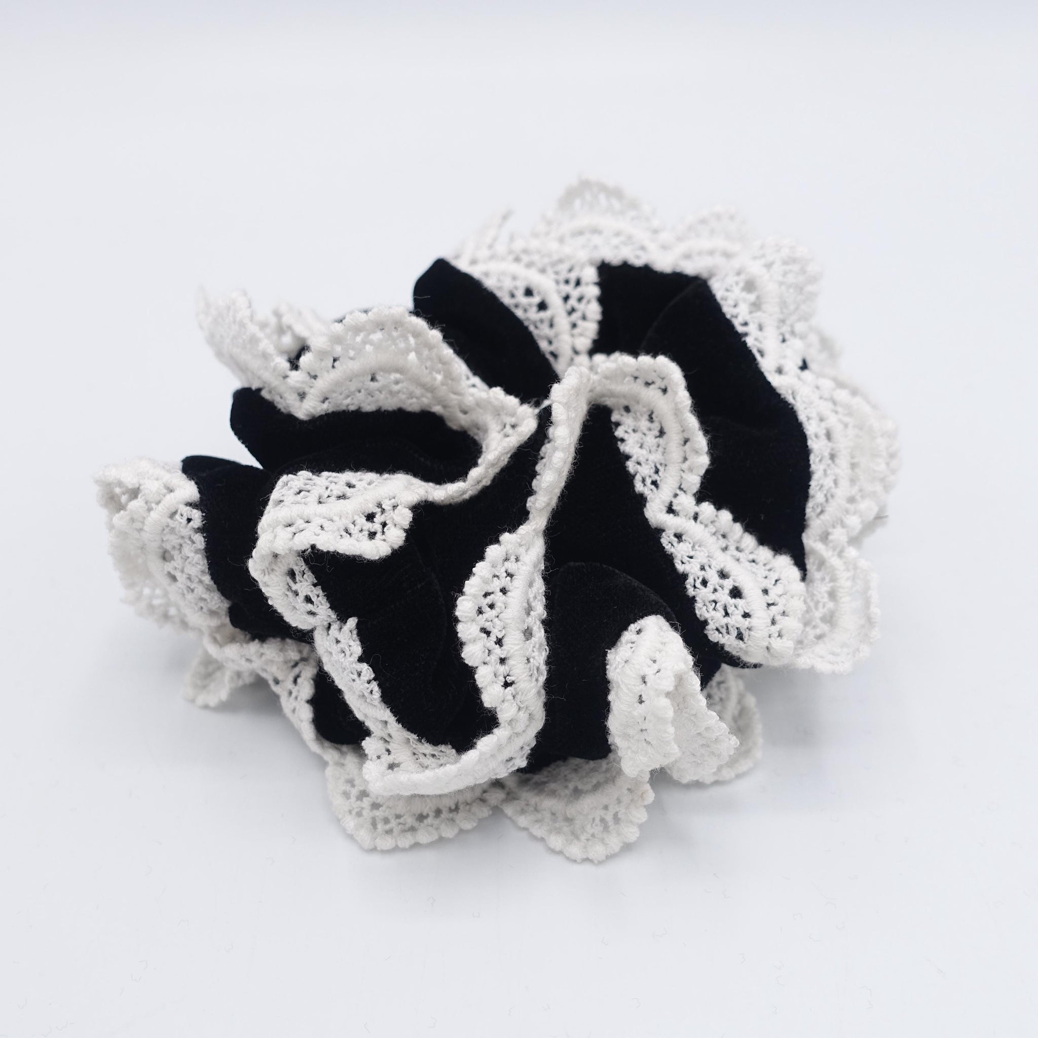 velvet scrunchies, lace scrucnhies for women