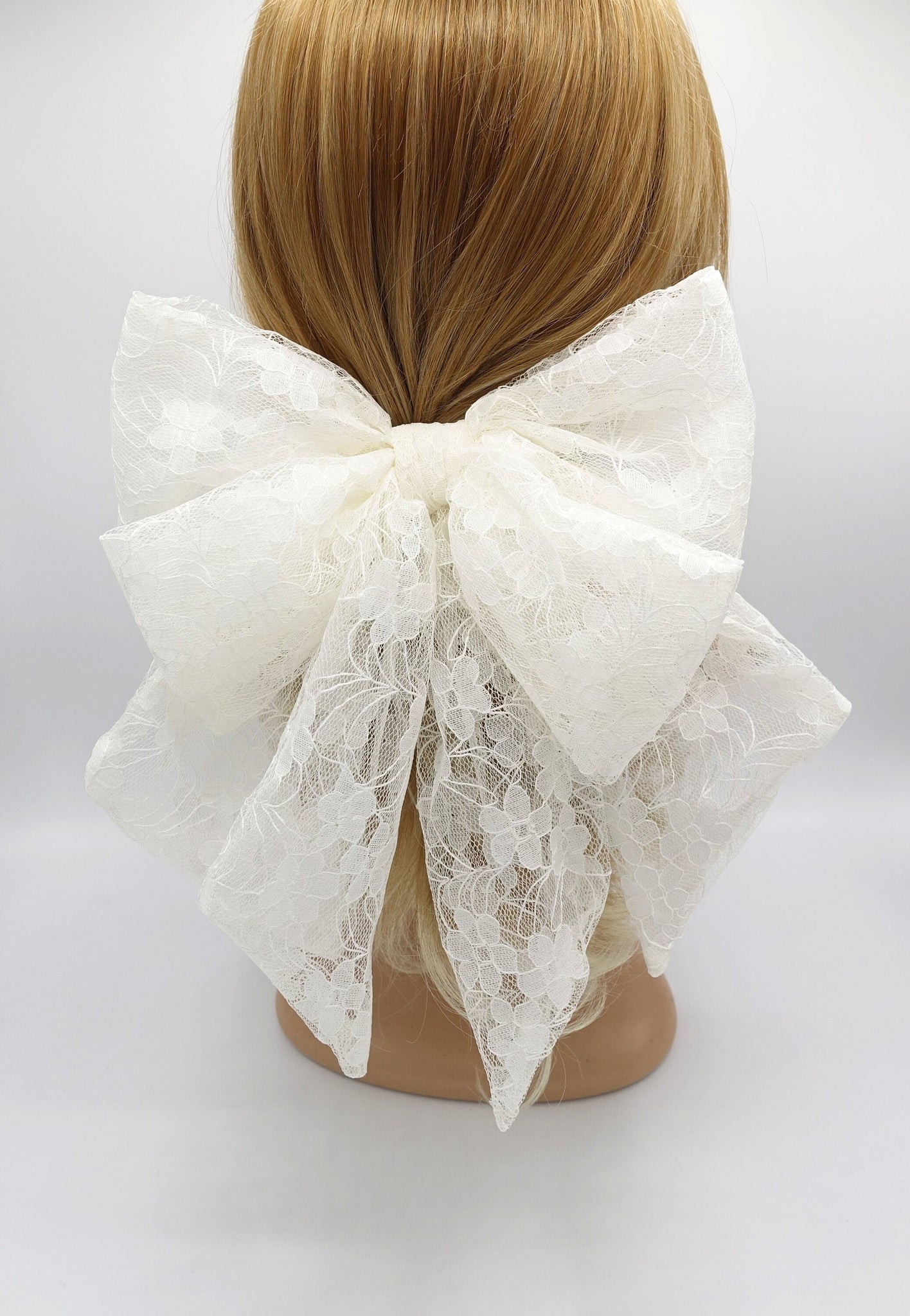 veryshine.com Barrette (Bow) Cream white giant lace hair bow, bridal hair bow, VeryShine hair bow for women