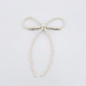 ASOS DESIGN hair bow in white with pearls