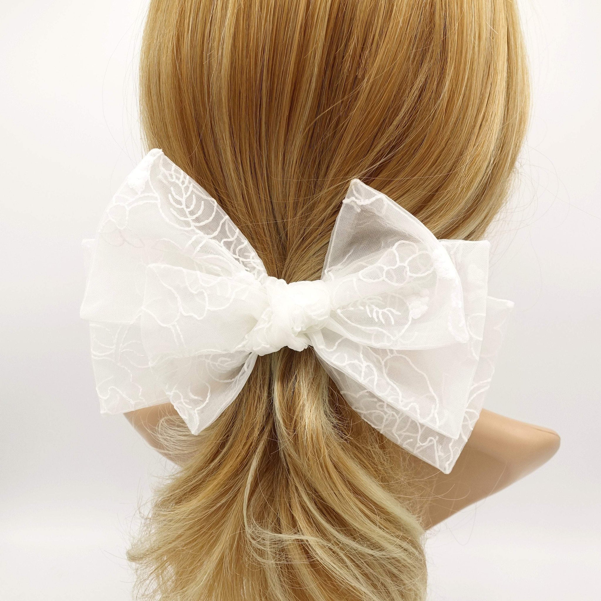 VeryShine claw/banana/barrette White flower embroidered organza layered hair bow
