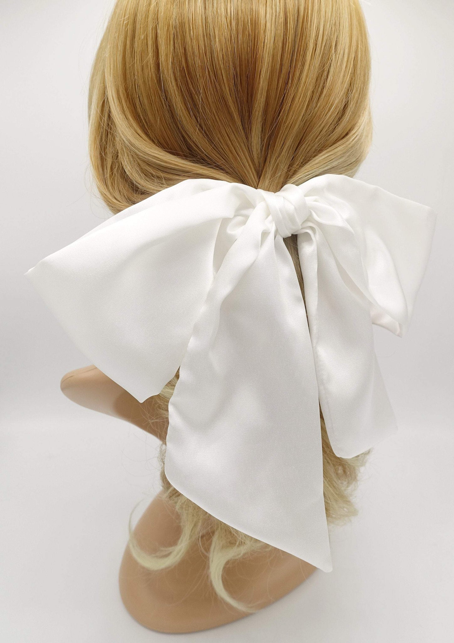 recommend hair bow for wedding 