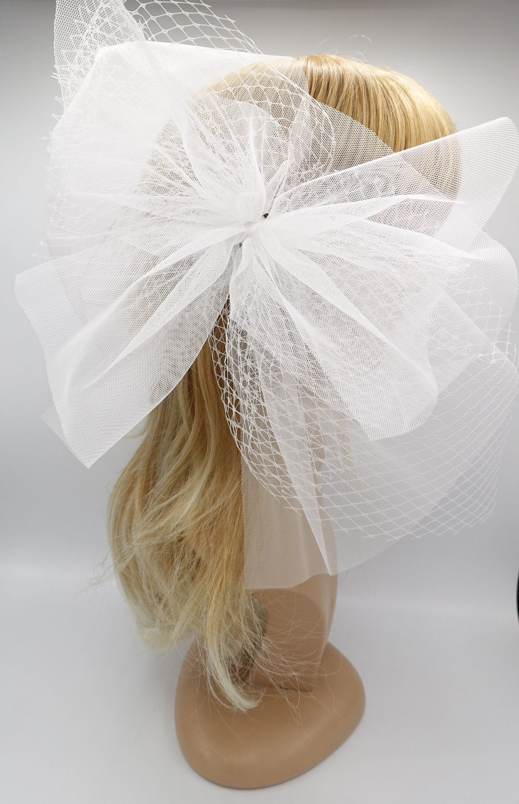 veryshine.com Bridal acc. White large tulle bow hair clip, mesh net cosplay bow clip, hair accessory for events