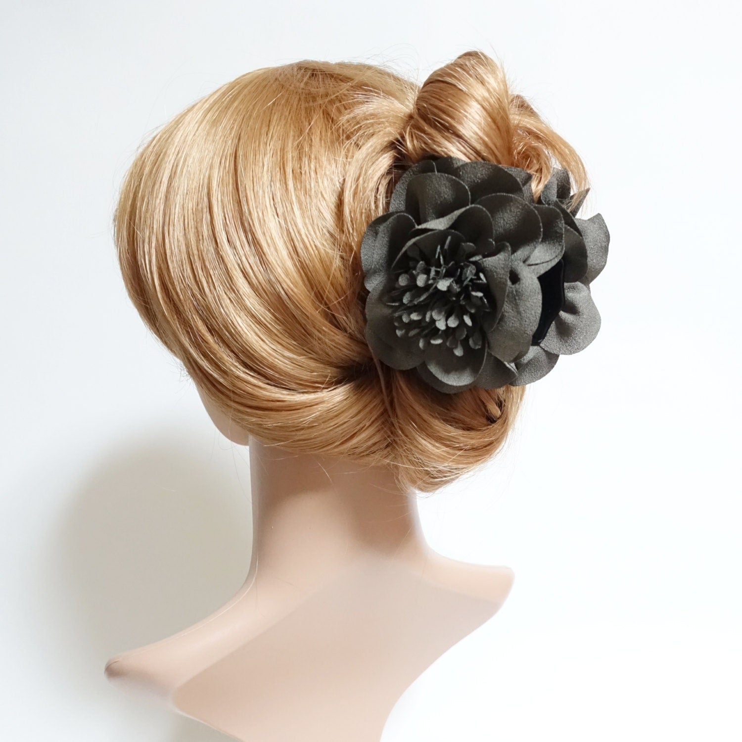 veryshine.com Hair Claw flower decorated hair claw Long Stamen Pistil Flower Hair Claw Clip Women Hair Clamp