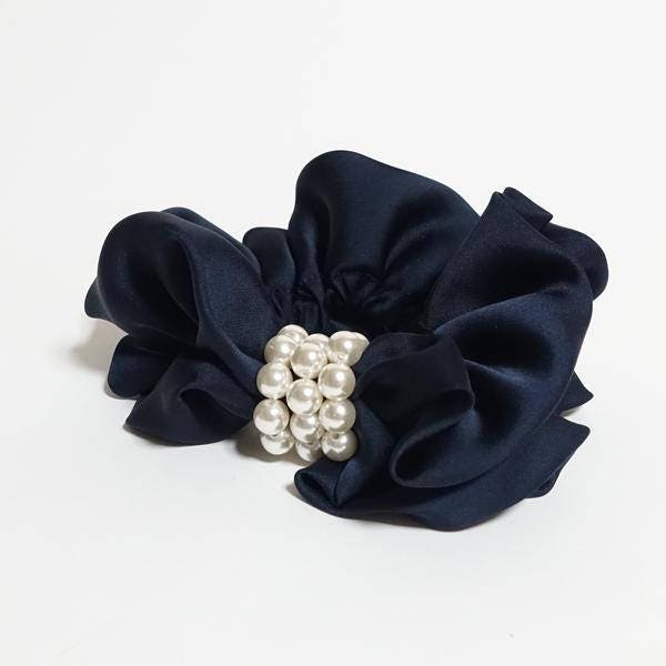 veryshine.com Scrunchies Navy Satin scrunchies Pearl decorated Hair Elastics Ponytail Holder Women Hair Ties Accessories