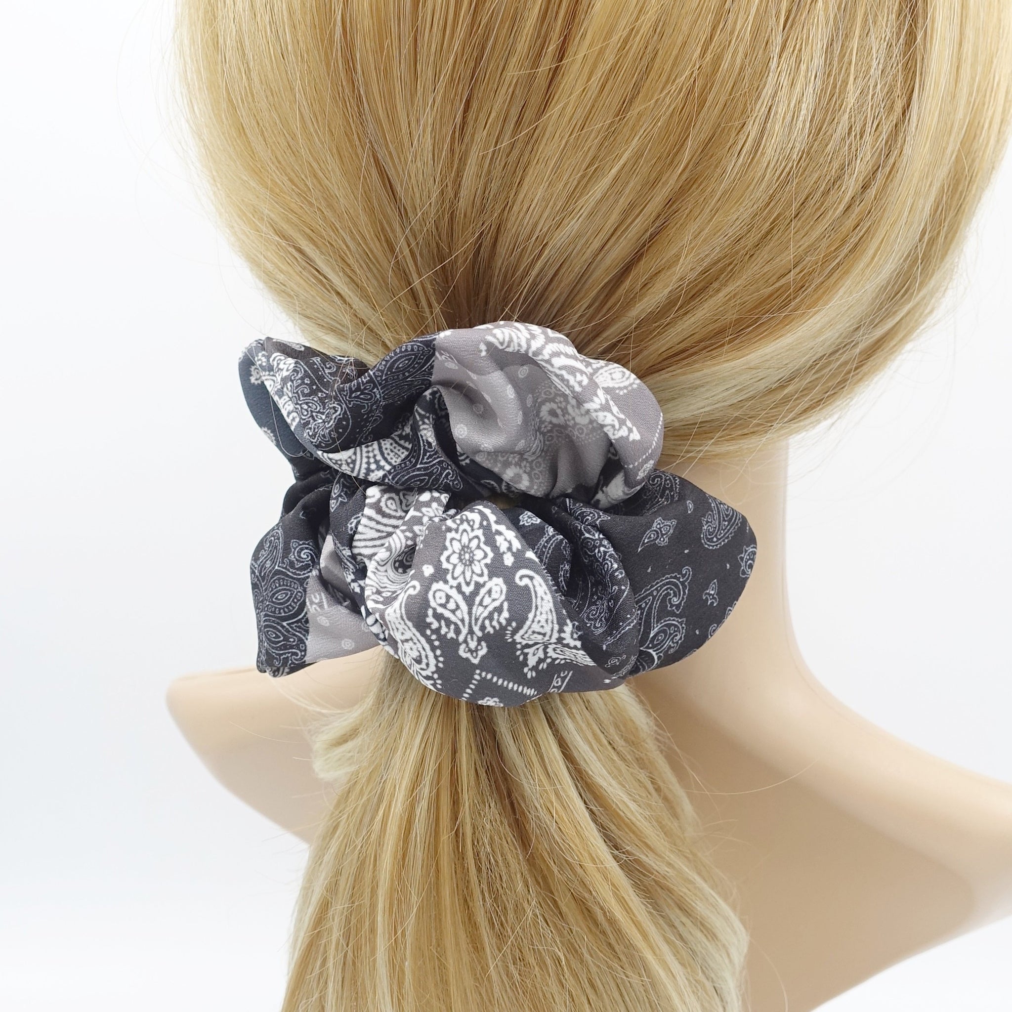 VeryShine gradated color paisley print scrunchies hair elastic accessory for women