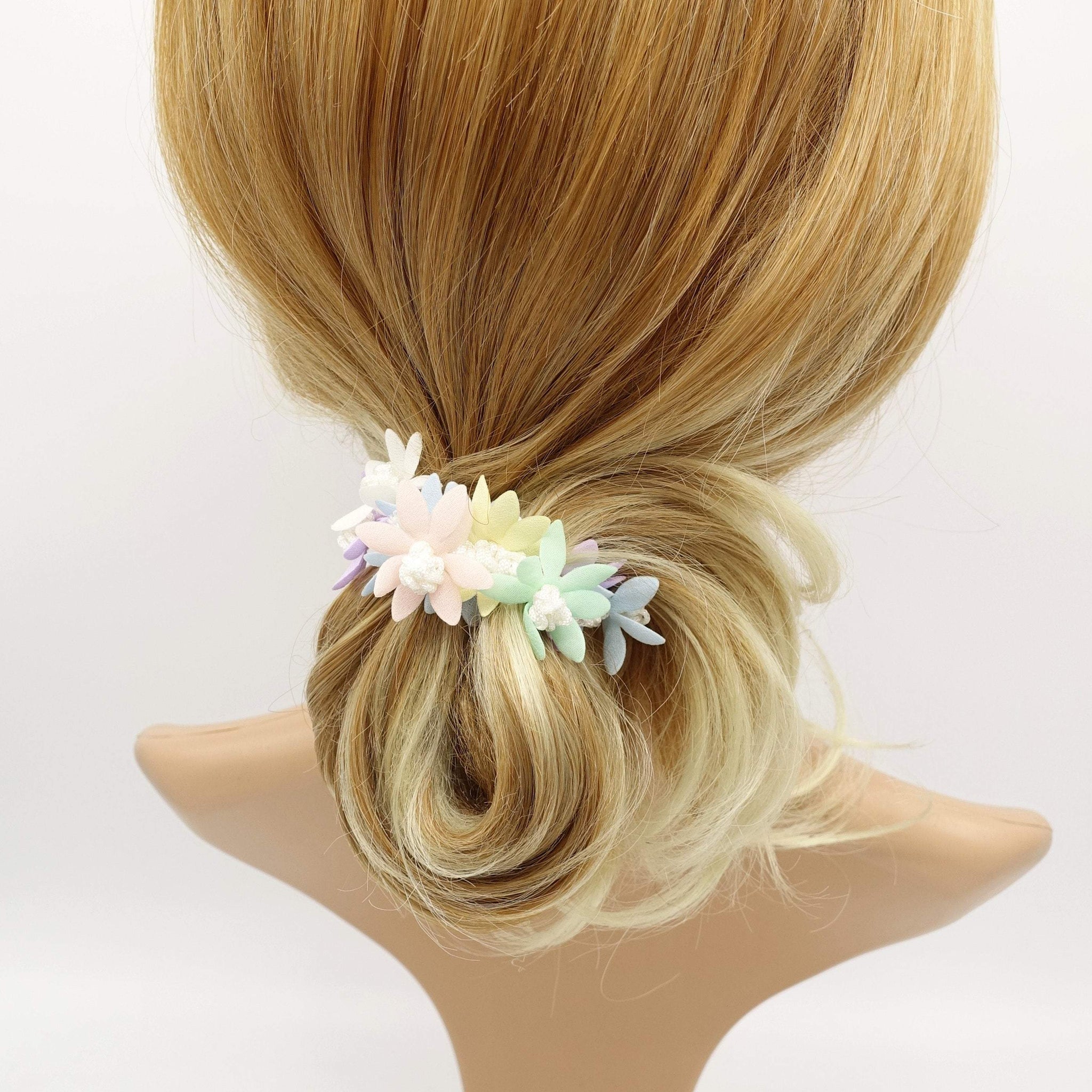 gomas elásticas para el pelo con pétalos de flores pastel para mujer –